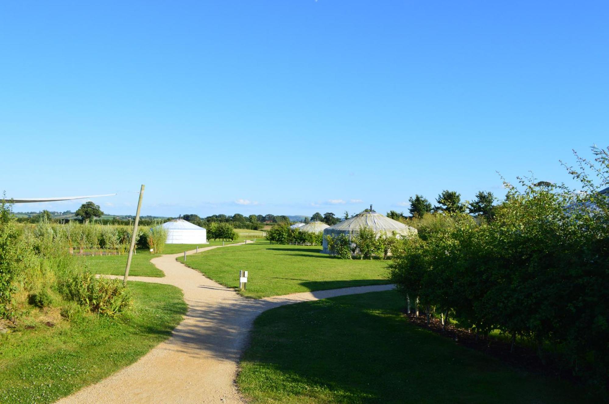 Caalm Camp Hotell Stour Provost Exteriör bild
